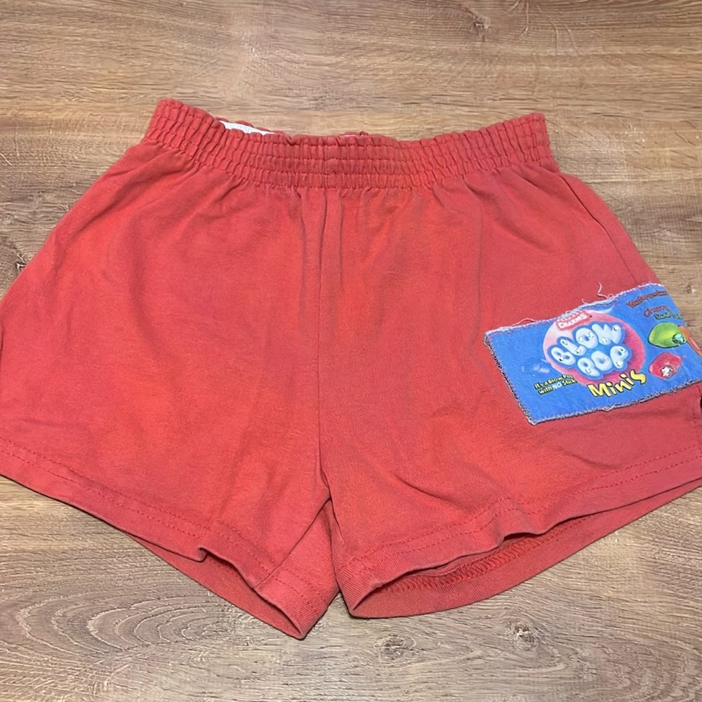 YOUTH LARGE BLOWPOP PATCH SOFFE SHORTS